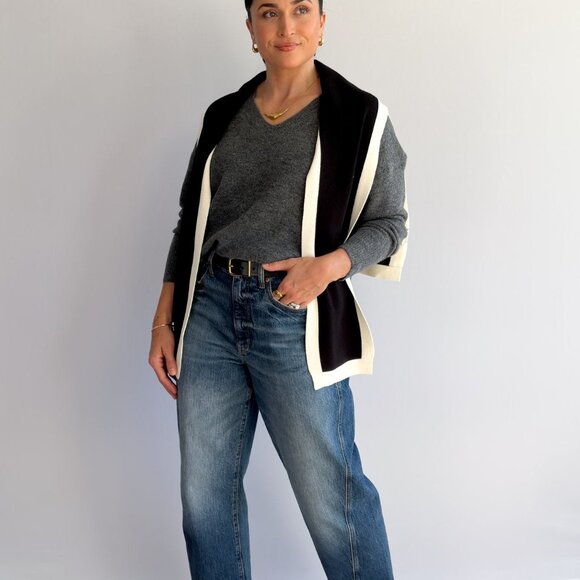 Black and Cream Knit Shoulder Wrap – Sweater Scarf Collar - Picture 8 of 10